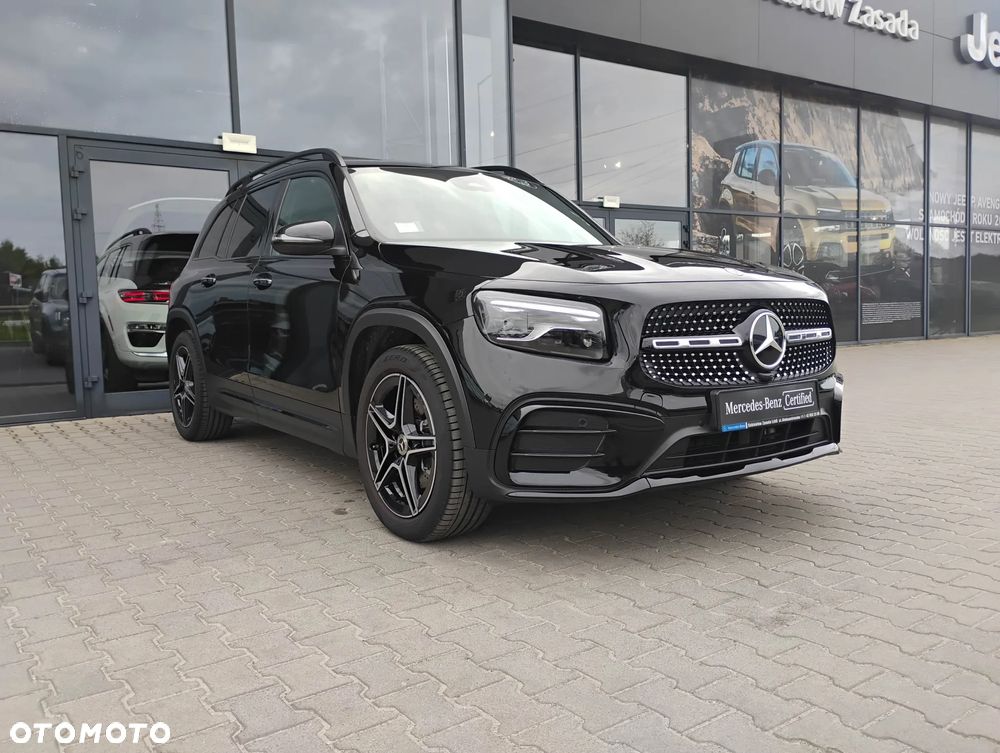 Mercedes-Benz GLB 200 AMG Line 7G-DCT - 3