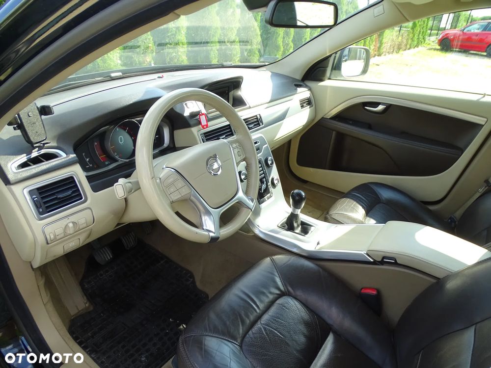 Volvo XC 70 D4 AWD Momentum EU6 - 2