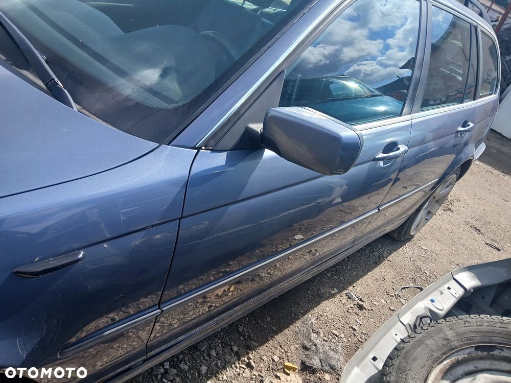 BMW V6 3.0 E46 Touring lift 204km STAHLBLAU METALLIC 372 maska pokrywa silnika klapa bagażnika zderzak lampa reflektor pas przedni stop lampy halogeny przeciwmgłowe odblaski grill atrapa - 6