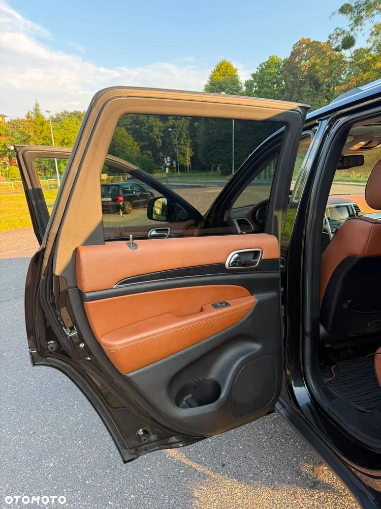 Jeep Grand Cherokee 3.6 V6 Overland Summit - 36