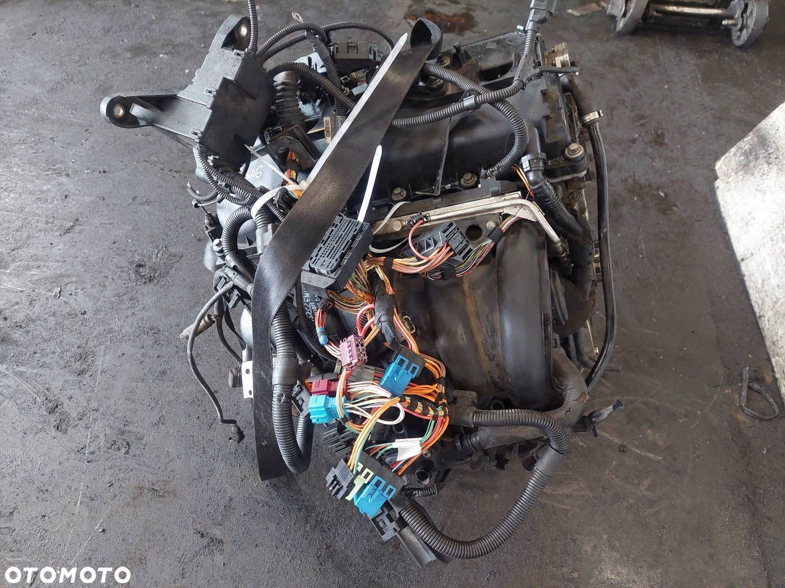 SILNIK BENZYNOWY BMW E90 318i N46B20B - 2