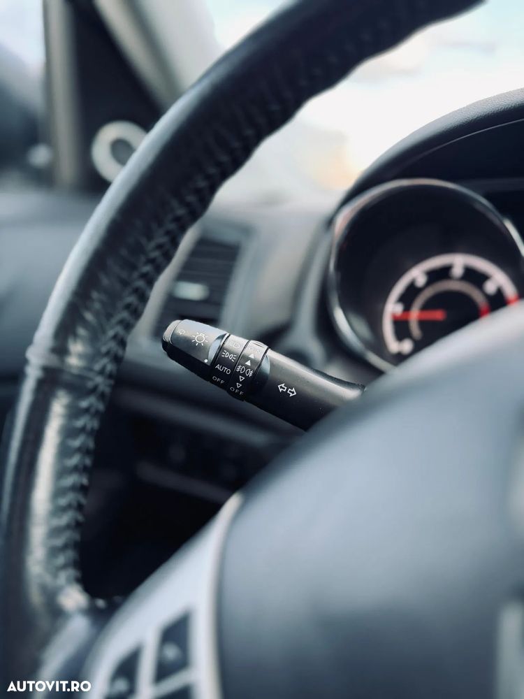 Mitsubishi ASX 1.8 DI-D 4WD Intense - 29