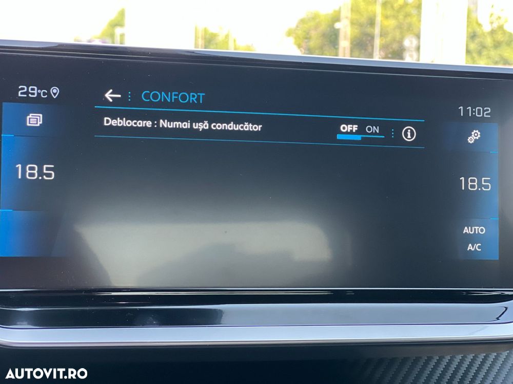 Peugeot 2008 1.2L PureTech 130 S&S EAT8 Allure - 19