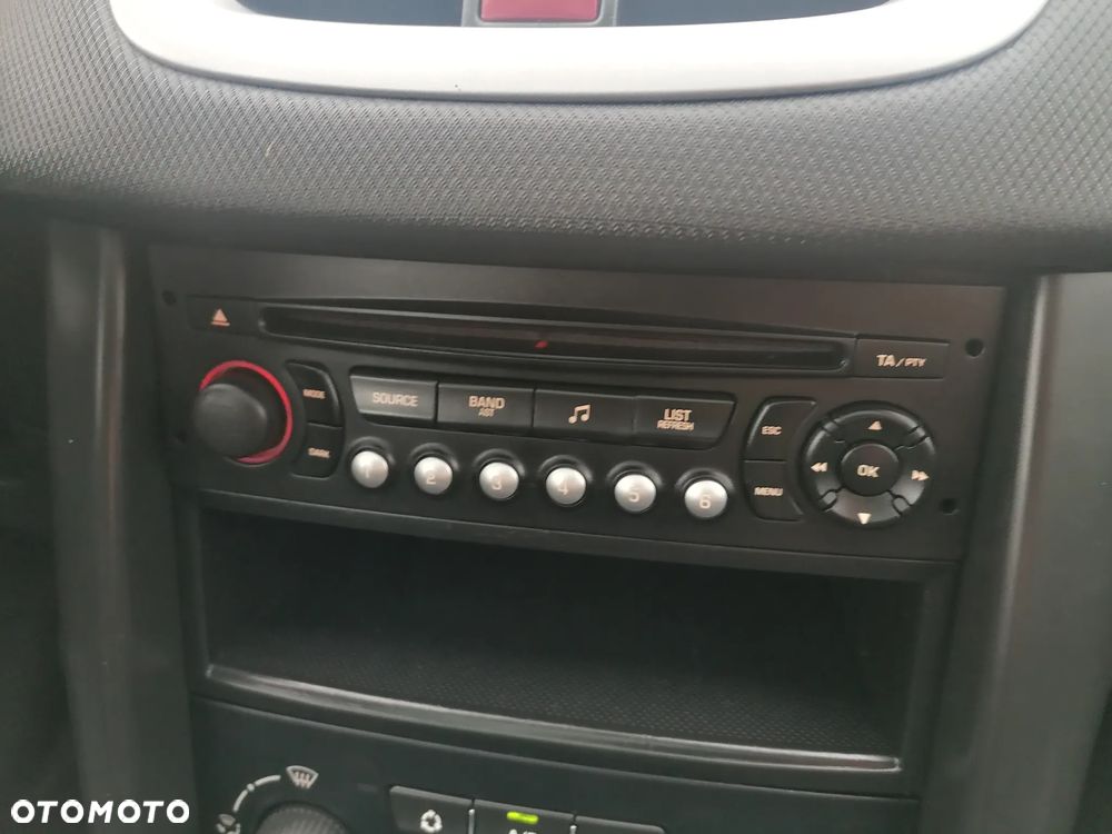 Peugeot 207 1.4 U Move - 18