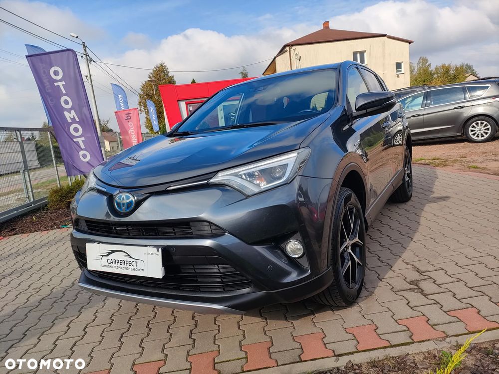 Toyota RAV4 - 8