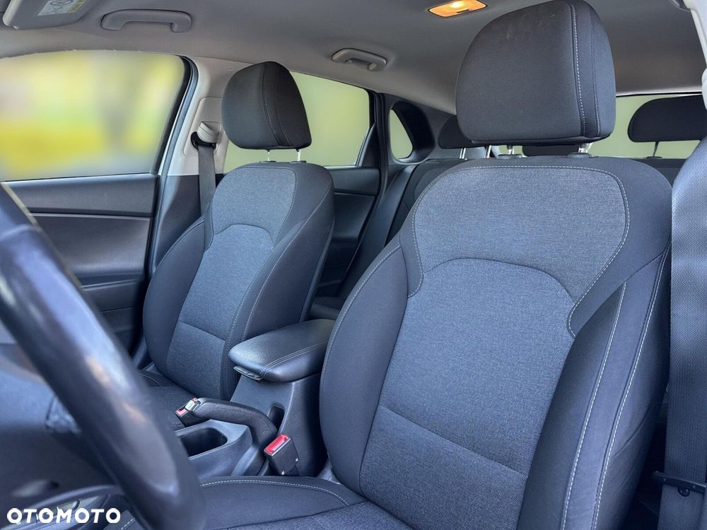 Hyundai i30 1.5 DPI Smart - 11