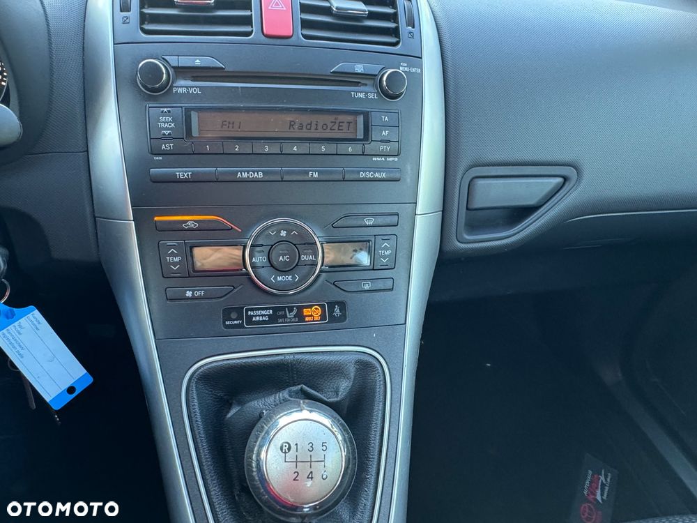 Toyota Auris 1.6 Valvematic Edition - 19