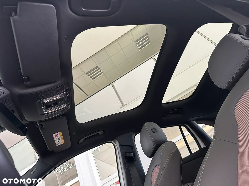 Mercedes-Benz EQA 250 66.5kWh Electric Art - 13