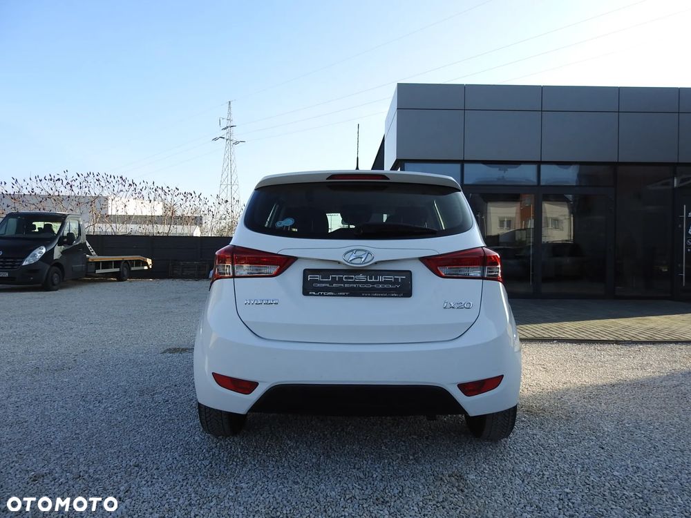 Hyundai ix20 - 4