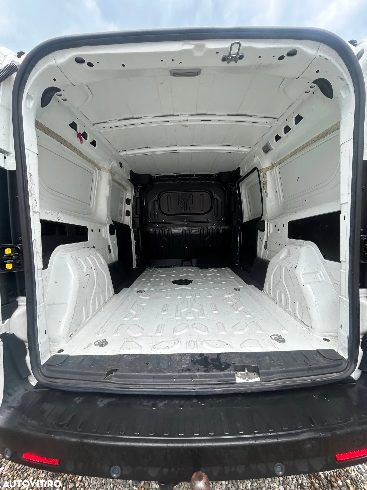 Opel Combo - 8