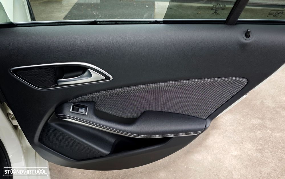 Mercedes-Benz A 180 d Urban - 22