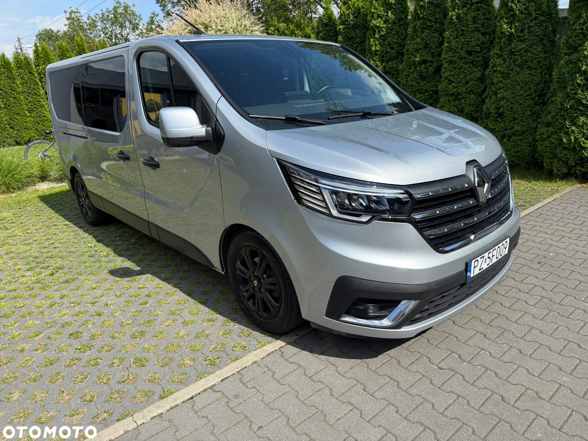 Renault Trafic 2.0 dCi L2H1 HD Extra (bryg.) - 2