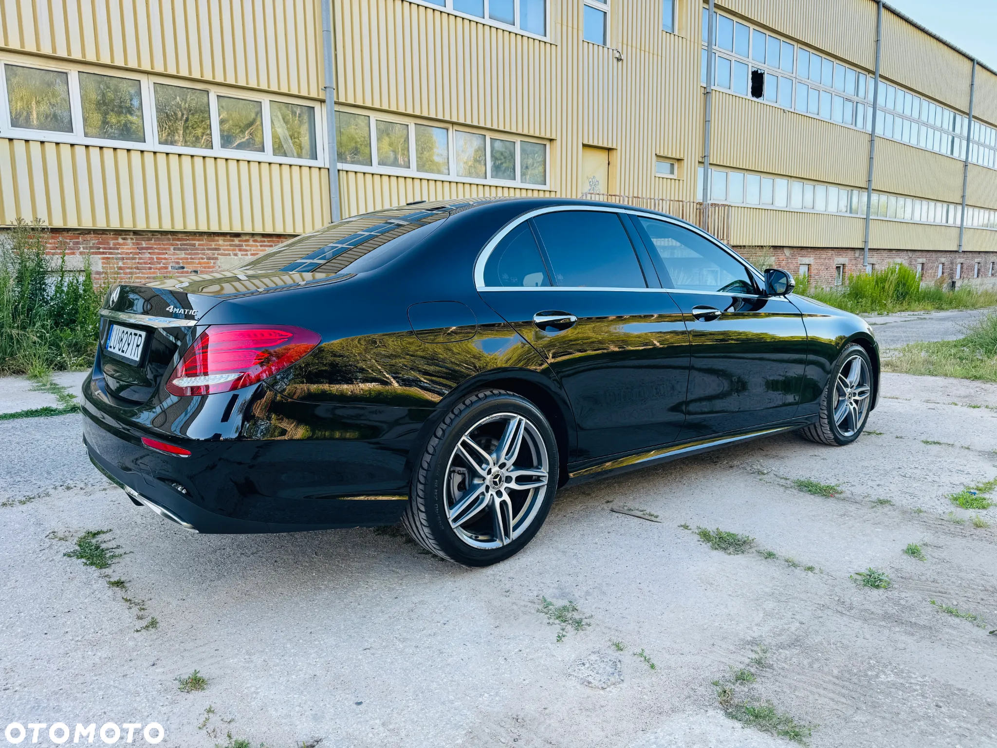 Mercedes-Benz Klasa E 350 9G-TRONIC AMG Line - 8