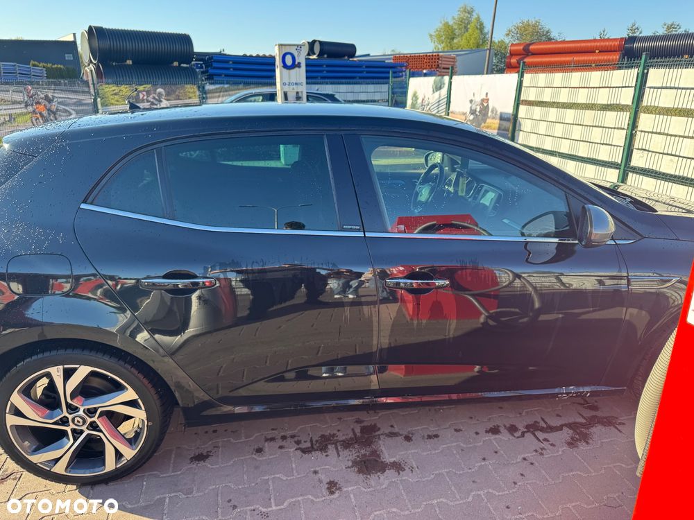 Renault Megane 1.6 dCi GT EDC - 4