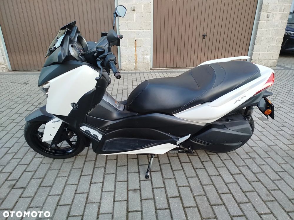Yamaha X-max - 1