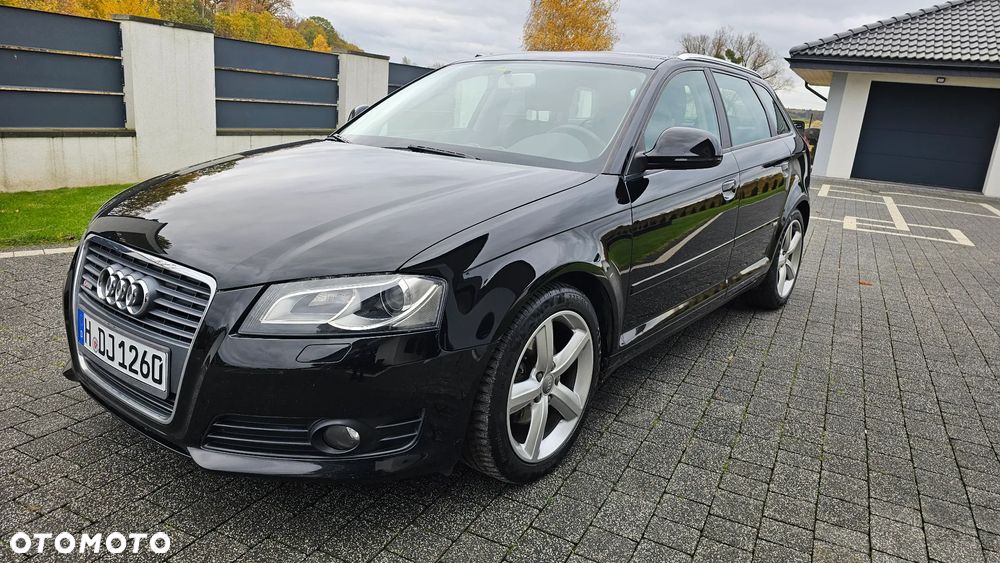 Audi A3 Sportback 2.0 TDI DPF Attraction - 1