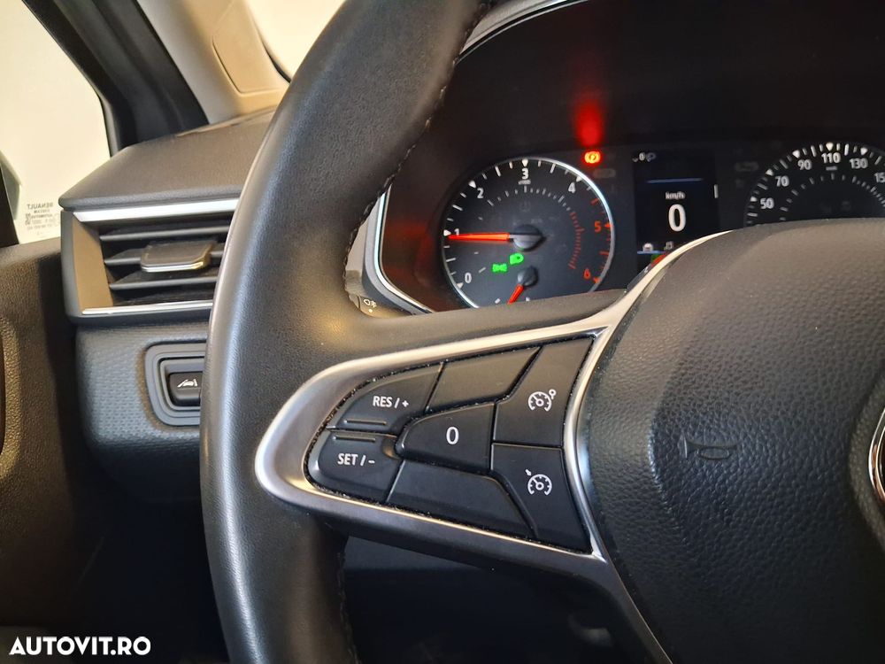 Renault Clio V Blue dCi 100 Techno - 11