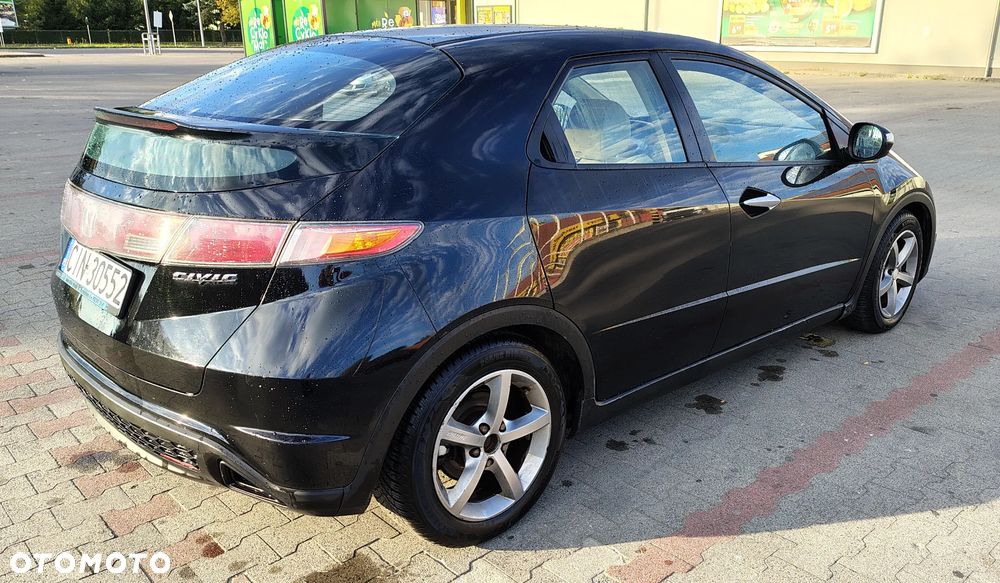 Honda Civic - 4