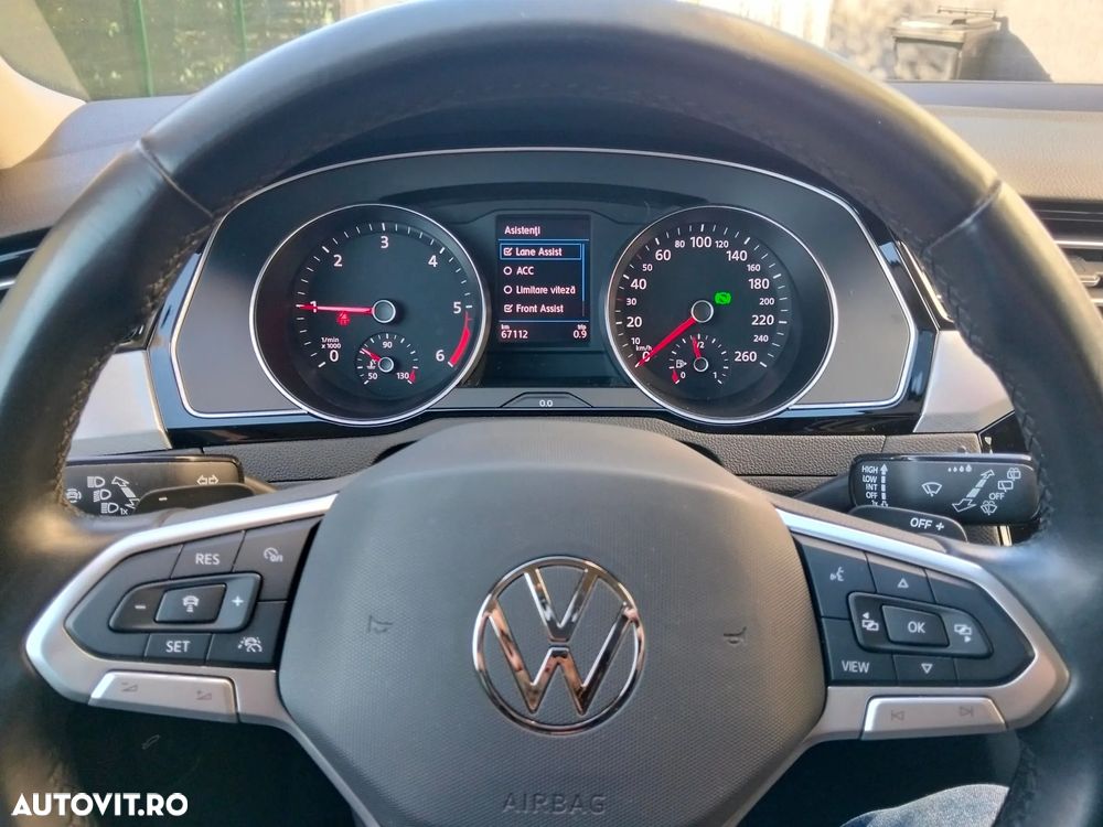 Volkswagen Passat 2.0 TDI DSG Comfortline - 8