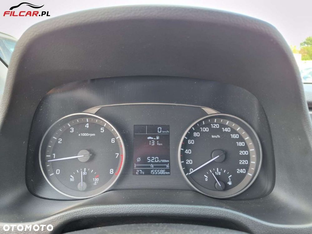 Hyundai Elantra - 16