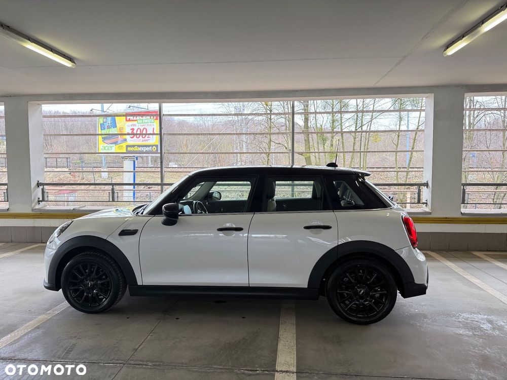 MINI Cooper Standard - 6