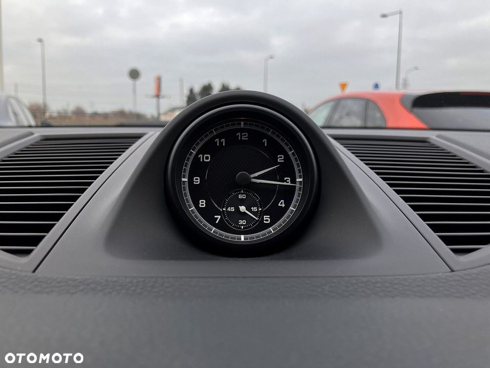 Porsche Macan - 40