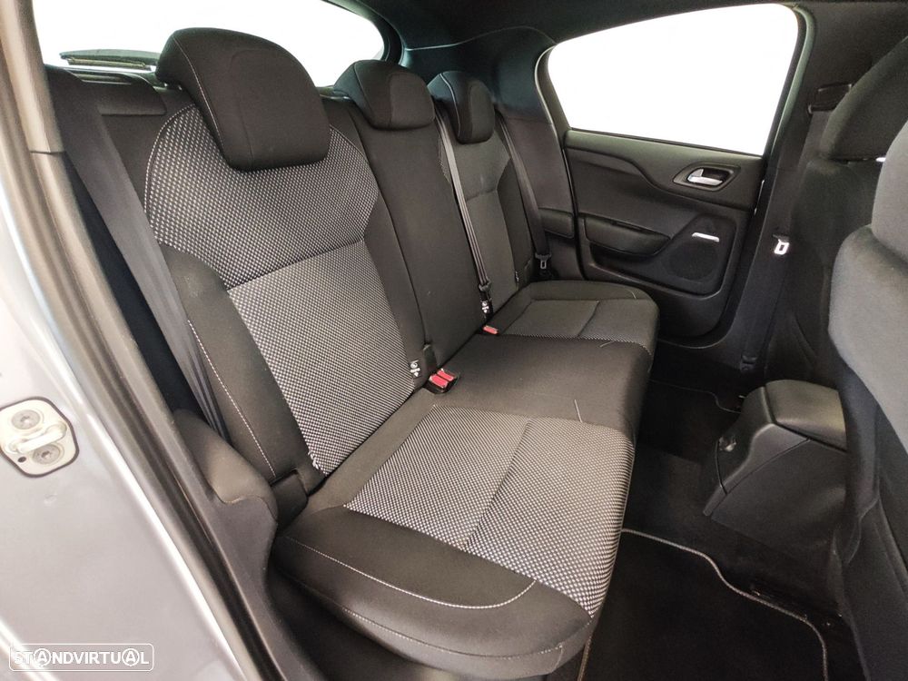DS DS4 Crossback PureTech 130 S&S - 8