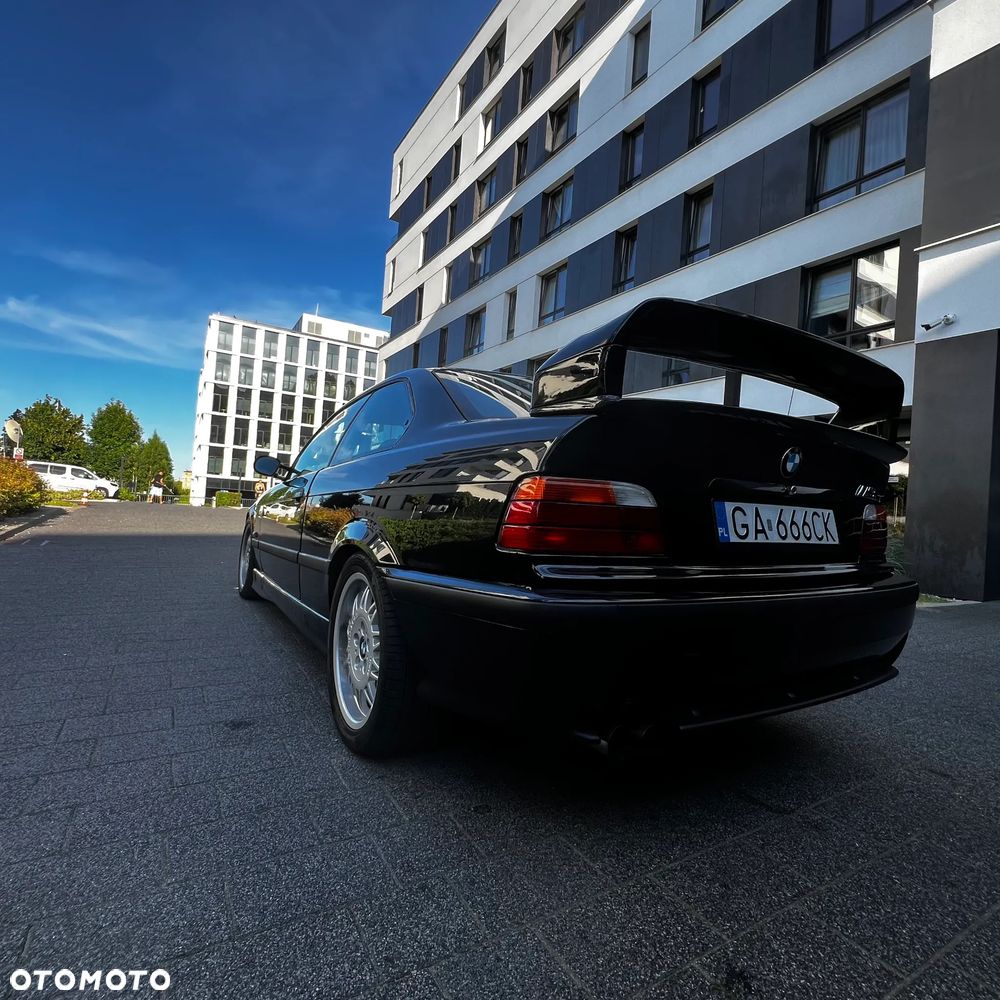 BMW M3 - 5