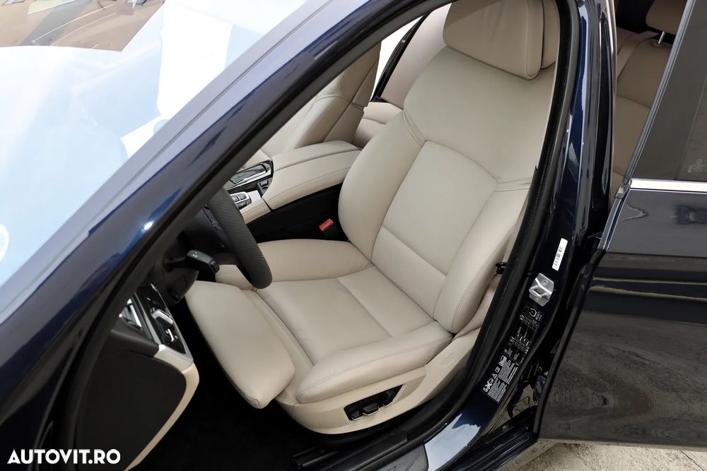 BMW Seria 5 525d Aut. Modern Line - 21