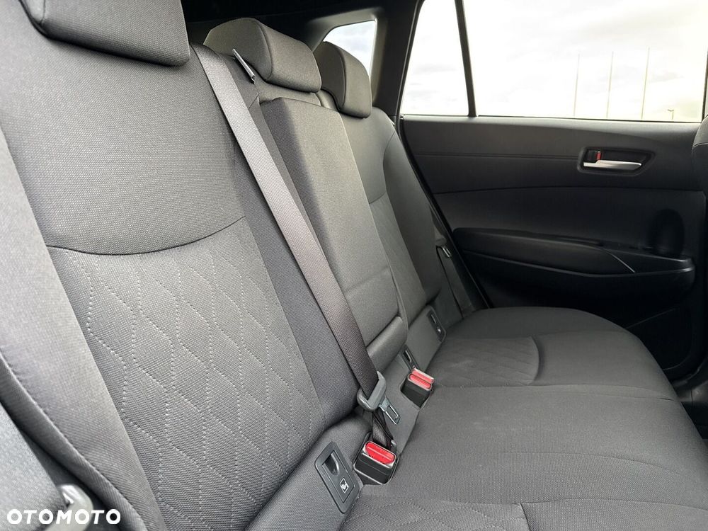 Toyota Corolla Cross - 11