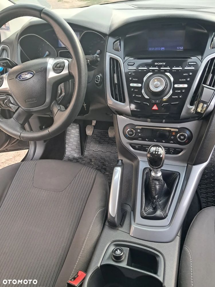 Ford Focus - 13