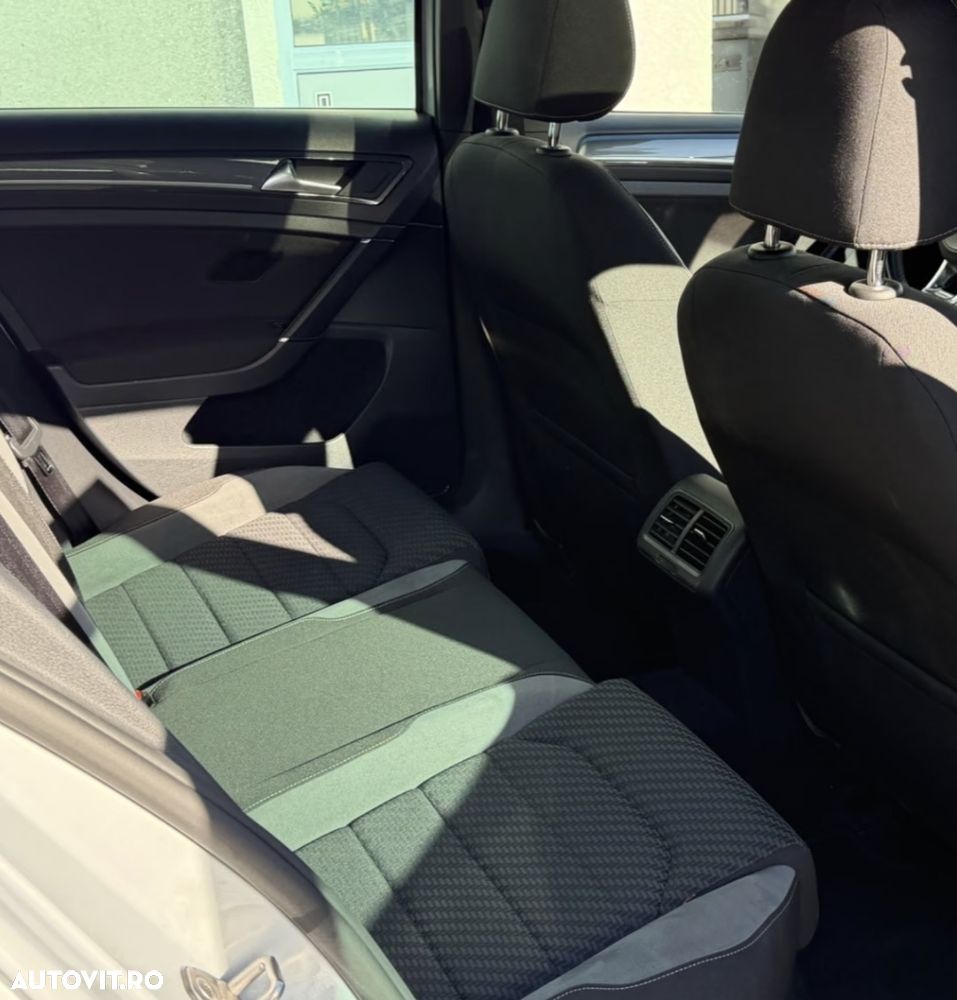 Volkswagen Golf 1.5 TSI DSG Highline - 12