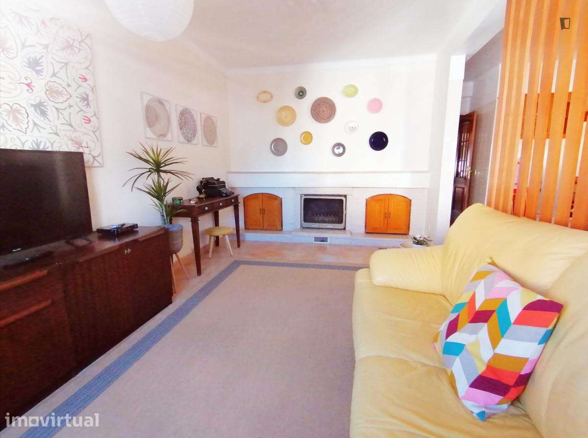 Quarto - localizado em Santarem - Grande imagem: 4/8