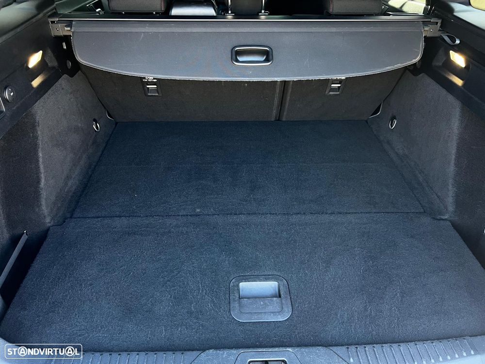 Ford Focus 1.0 EcoBoost MHEV ST-Line X - 18