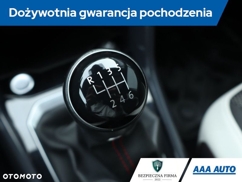 Volkswagen T-Roc - 20