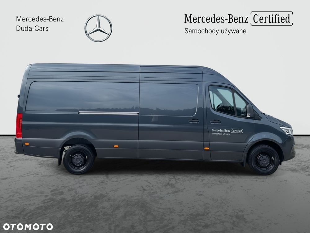 Mercedes-Benz Sprinter 319 - 8