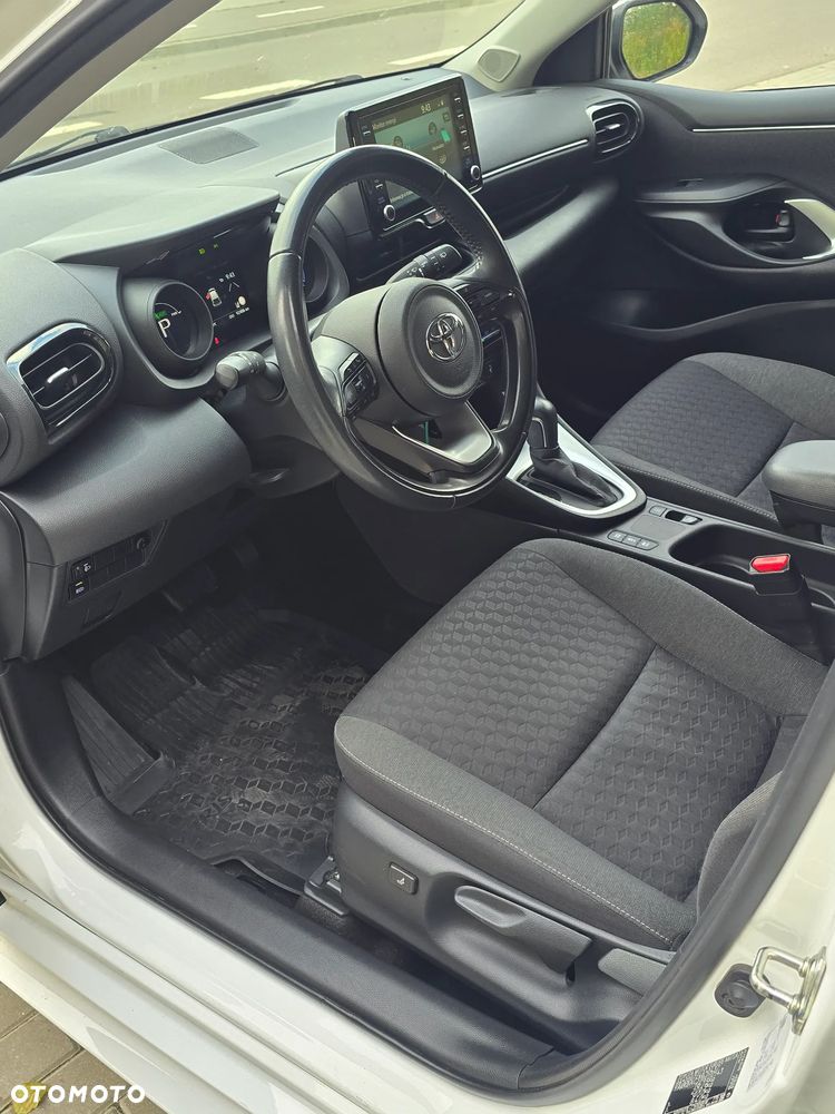 Toyota Yaris Hybrid 1.5 Style - 25