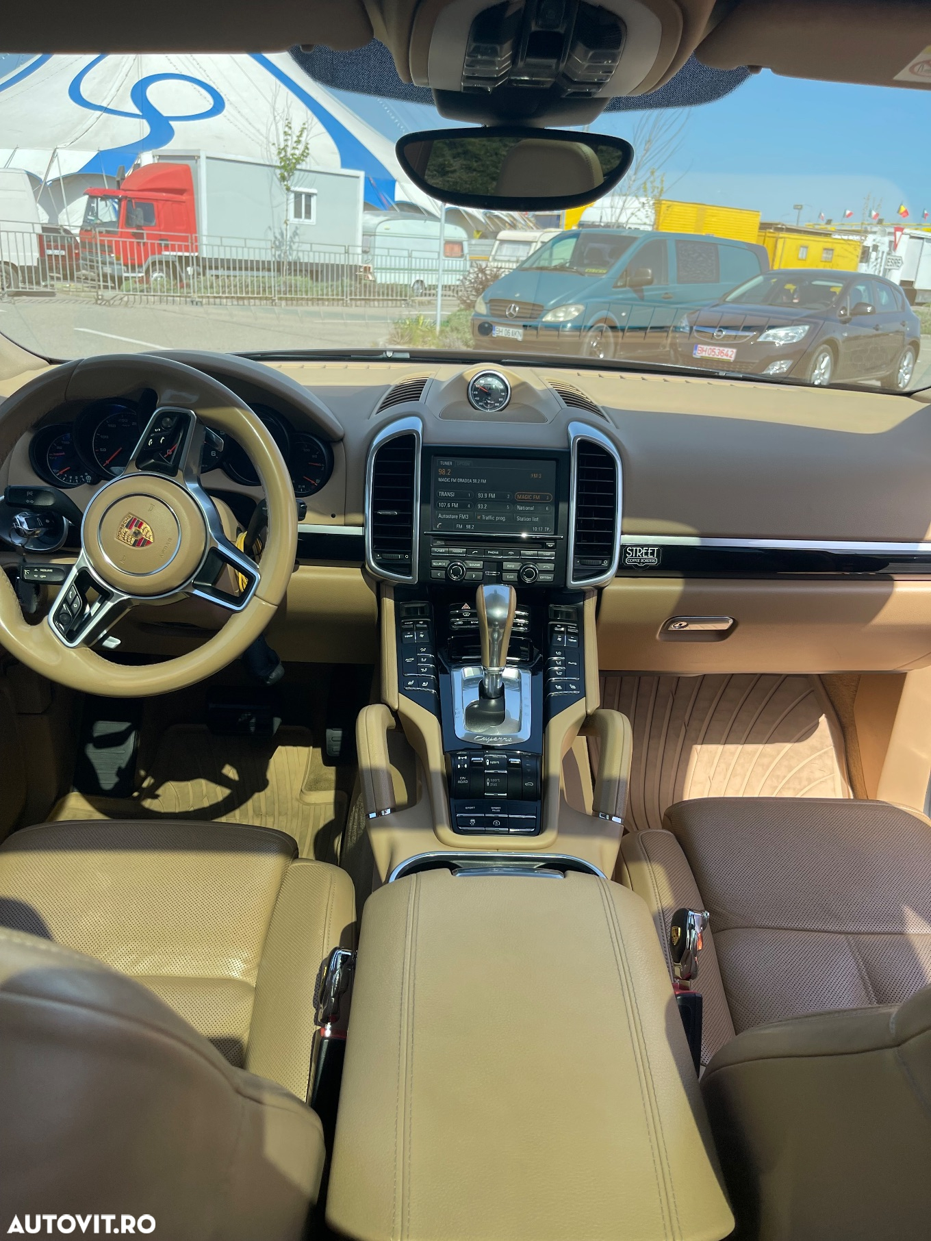 Porsche Cayenne 3.0 L - 10