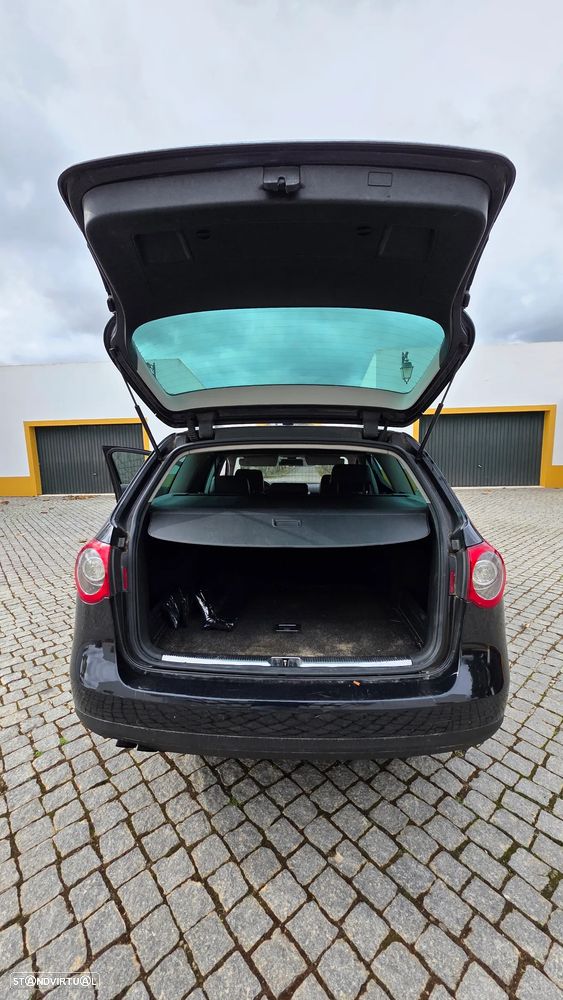 VW Passat 2.0 TDI Highline - 10