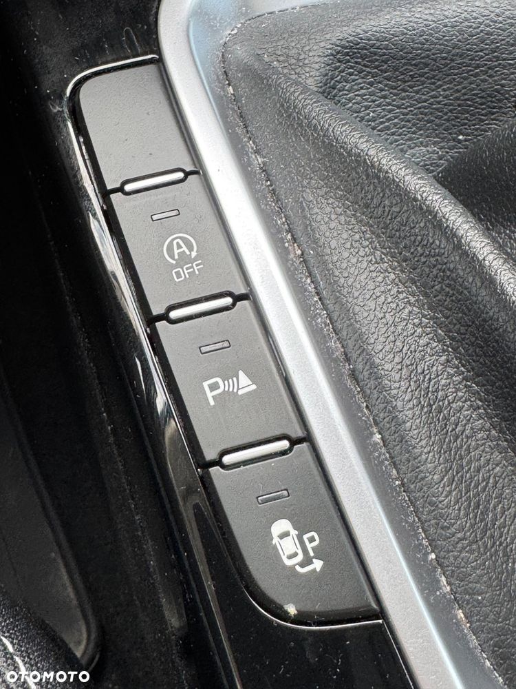 Kia XCeed - 20