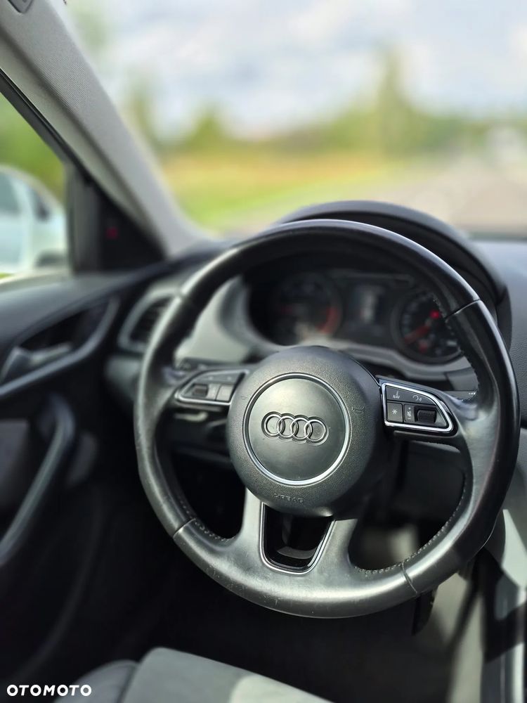 Audi Q3 2.0 TDI Quattro S tronic sport - 32