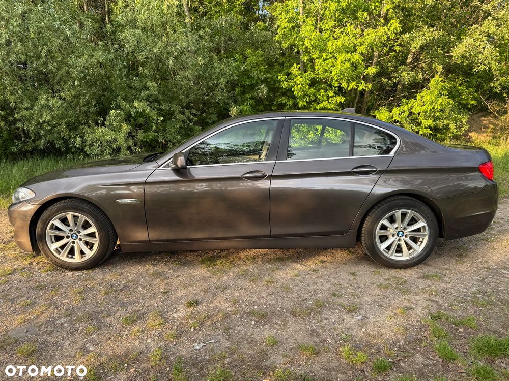 BMW Seria 5 520d Luxury Line - 3