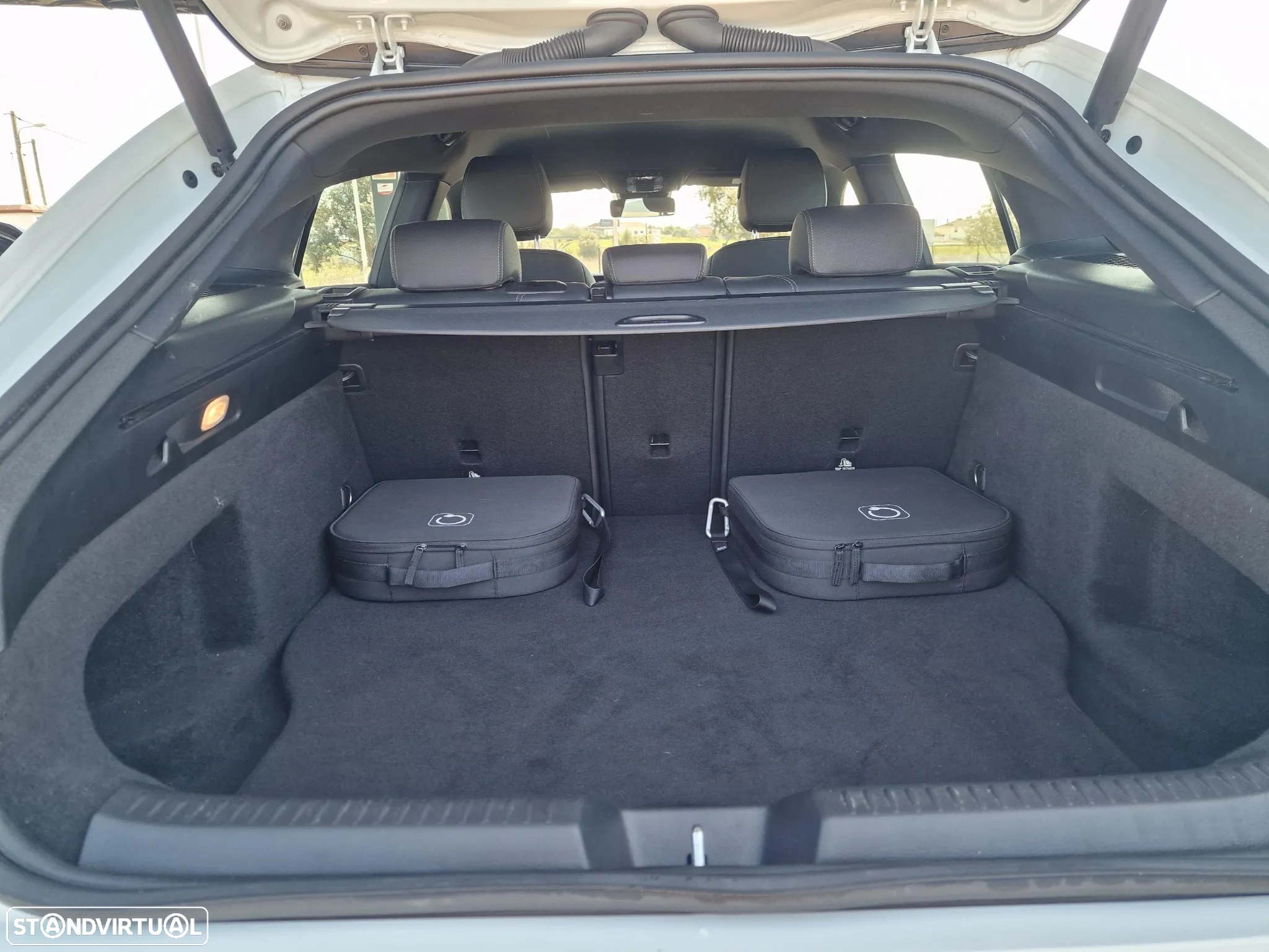 Mercedes-Benz CLA 250 e Shooting Brake Progressive - 22