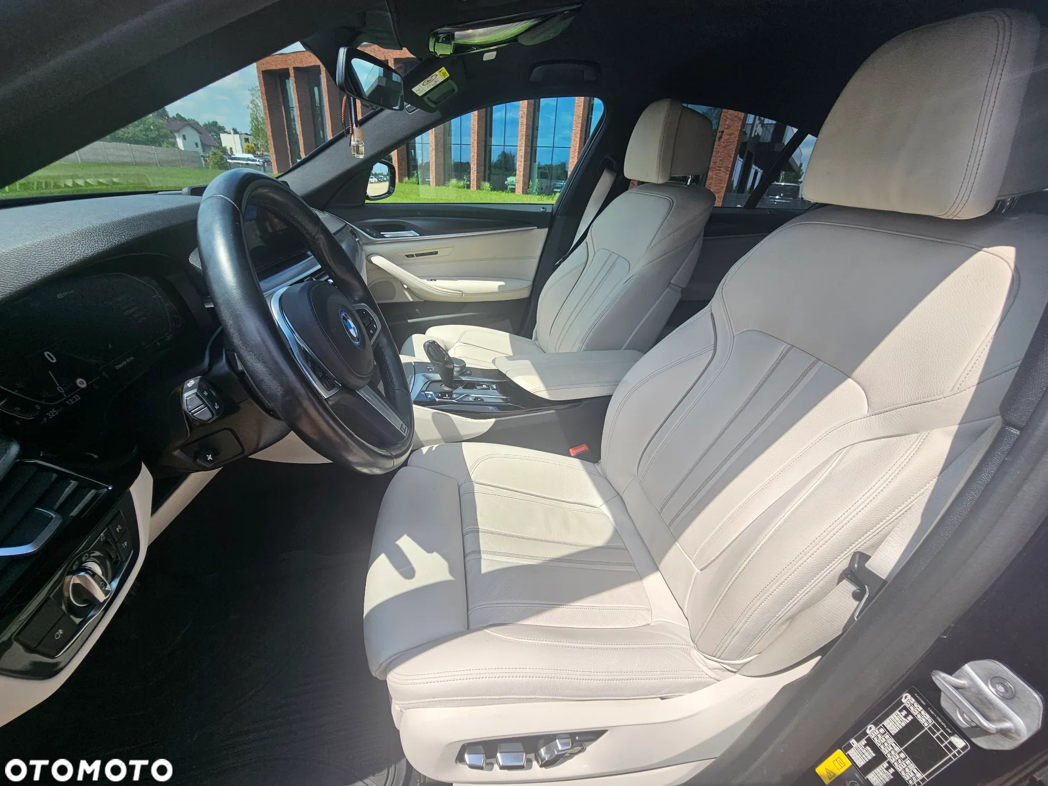 BMW Seria 5 545e xDrive M Sport sport - 13