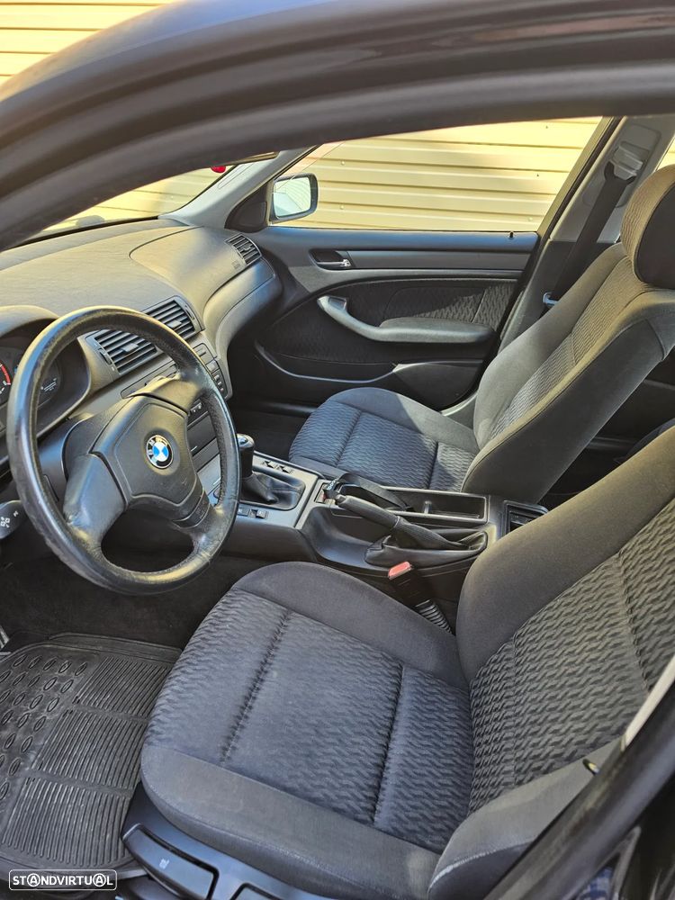 BMW 320 d - 8