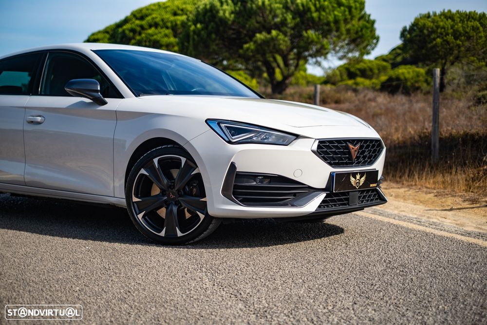 Cupra Leon 1.4 e-Hybrid (180 kW System) VZ - 6