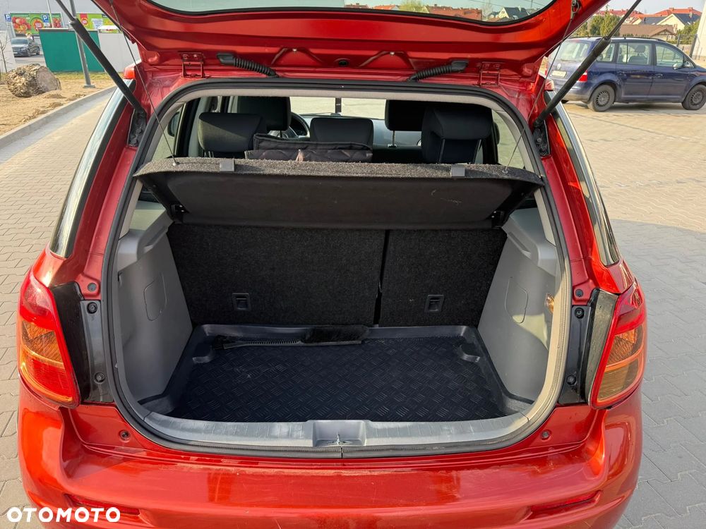 Suzuki SX4 1.6 GS / Premium - 4