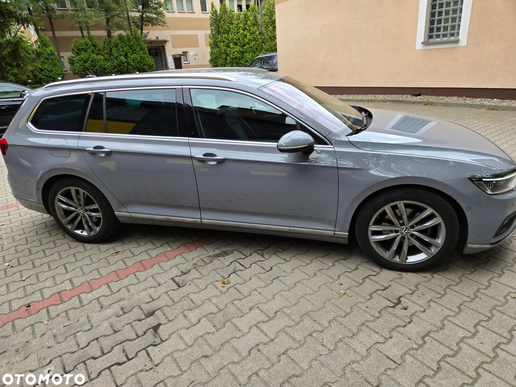 Volkswagen Passat 2.0 TDI 4Mot Elegance DSG - 13