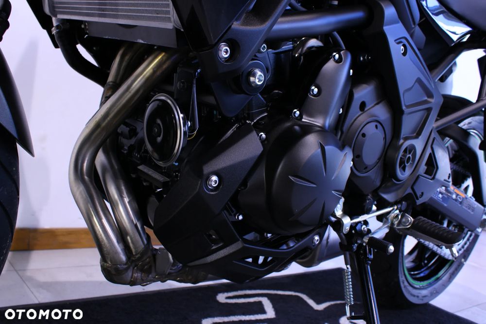 Kawasaki Versys 650 - 25