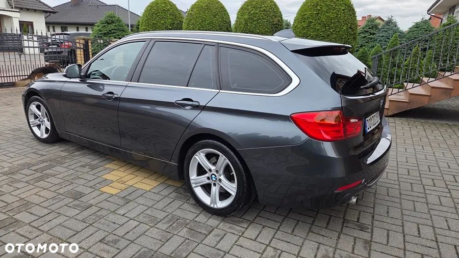 BMW Seria 3 320d Efficient Dynamics Edition Sport Line - 14